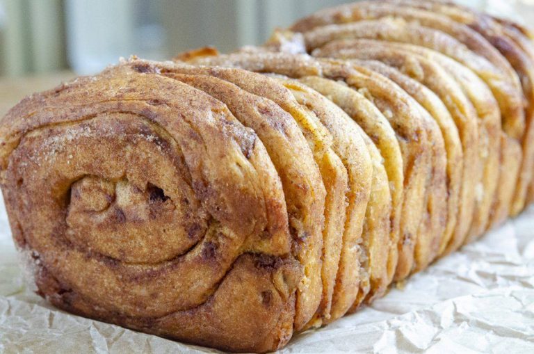 Apple Fritter Pull-Apart Bread