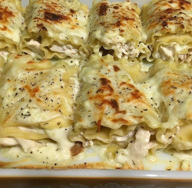 Chicken Alfredo Lasagna Roll-Ups