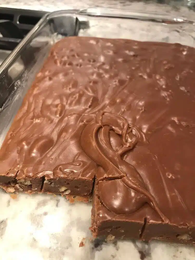 PAULA DEEN’S 5-MINUTES FUDGE
