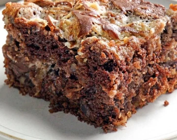 Delicious dessert topped with creamy cream cheese topping