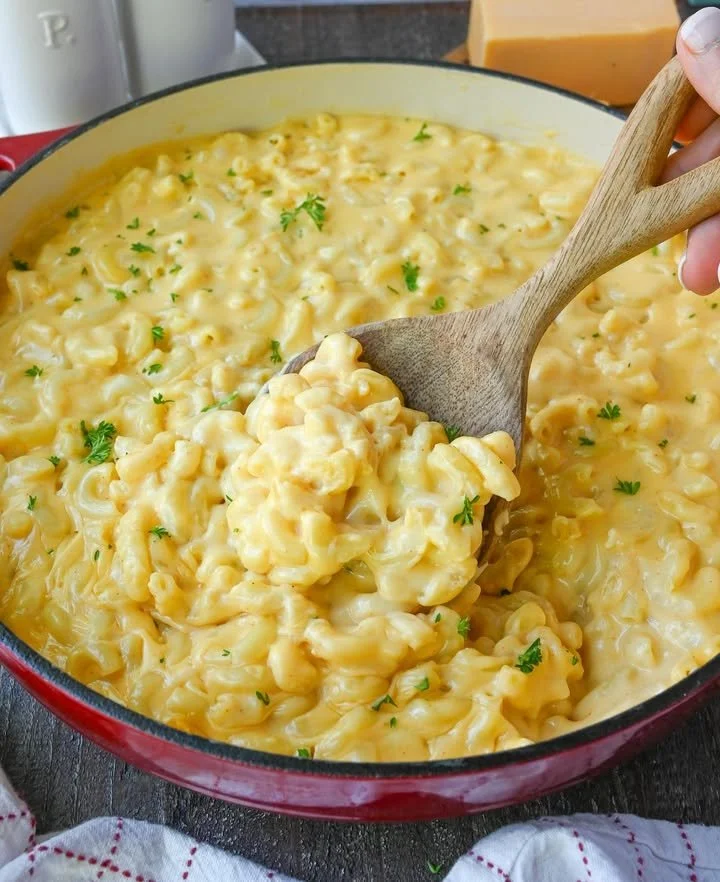 Easy Mac and Cheese